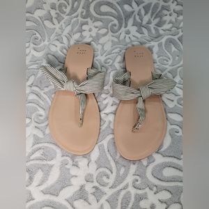 A New Day Women's Knot Bow Flip Flop Sandals Size 10